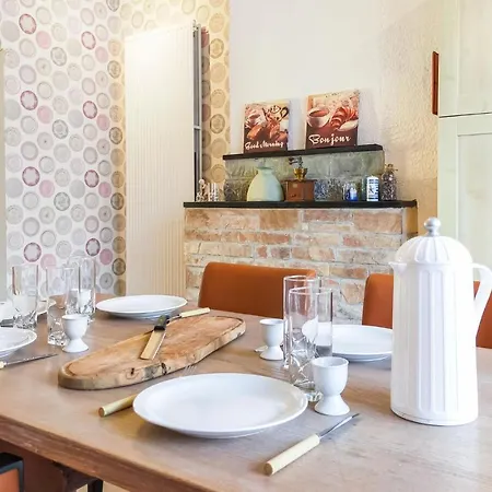 Holiday home Pet Friendly In With Kitchen *