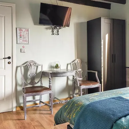 Pet Friendly In With Kitchen Holiday home Ostend