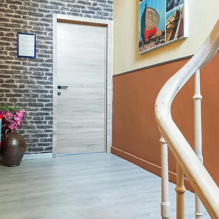 Pet Friendly In With Kitchen Holiday home Ostend